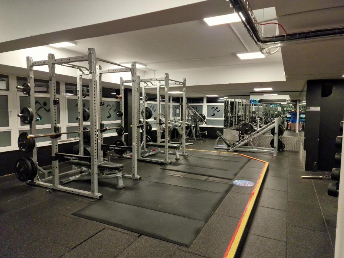 Castle Townhouse Kenilworth - Private Parking - 24 Hr Gym Access - Town Centre Apartamento Exterior foto